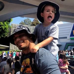 Meet your Posher, Christian